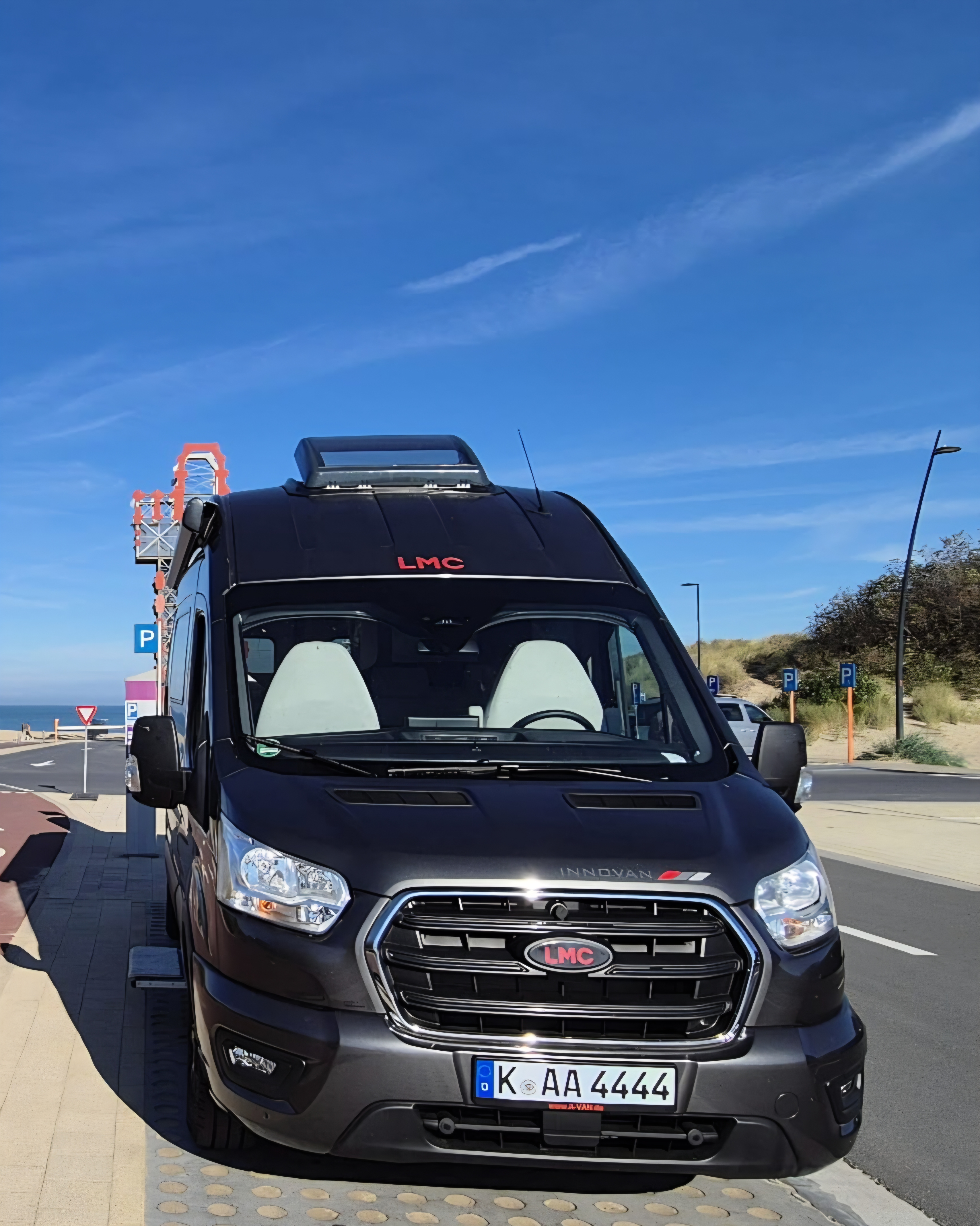 Unser A-Van an der Küste